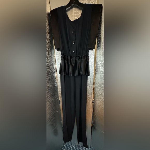 Act 1 Elegant Vintage Black Jumpsuit with Embellished Belt - Picture 11 of 16